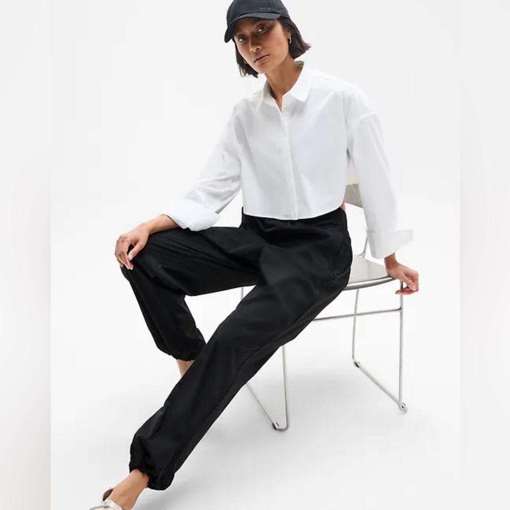 Athleta Women's Midday Ultra Cropped Shirt - NWT - Size M